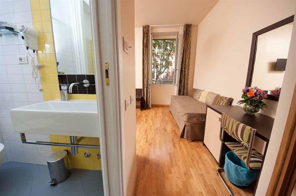 Zero6 Guest House Rom Exteriör bild